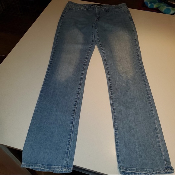 Levi’s Demi Curve Jeans - Picture 1 of 6
